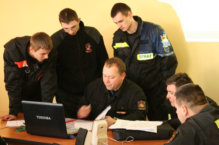 alt src=../images/stories/rok2011/kurstechniczny/img_8744.html mce_style=